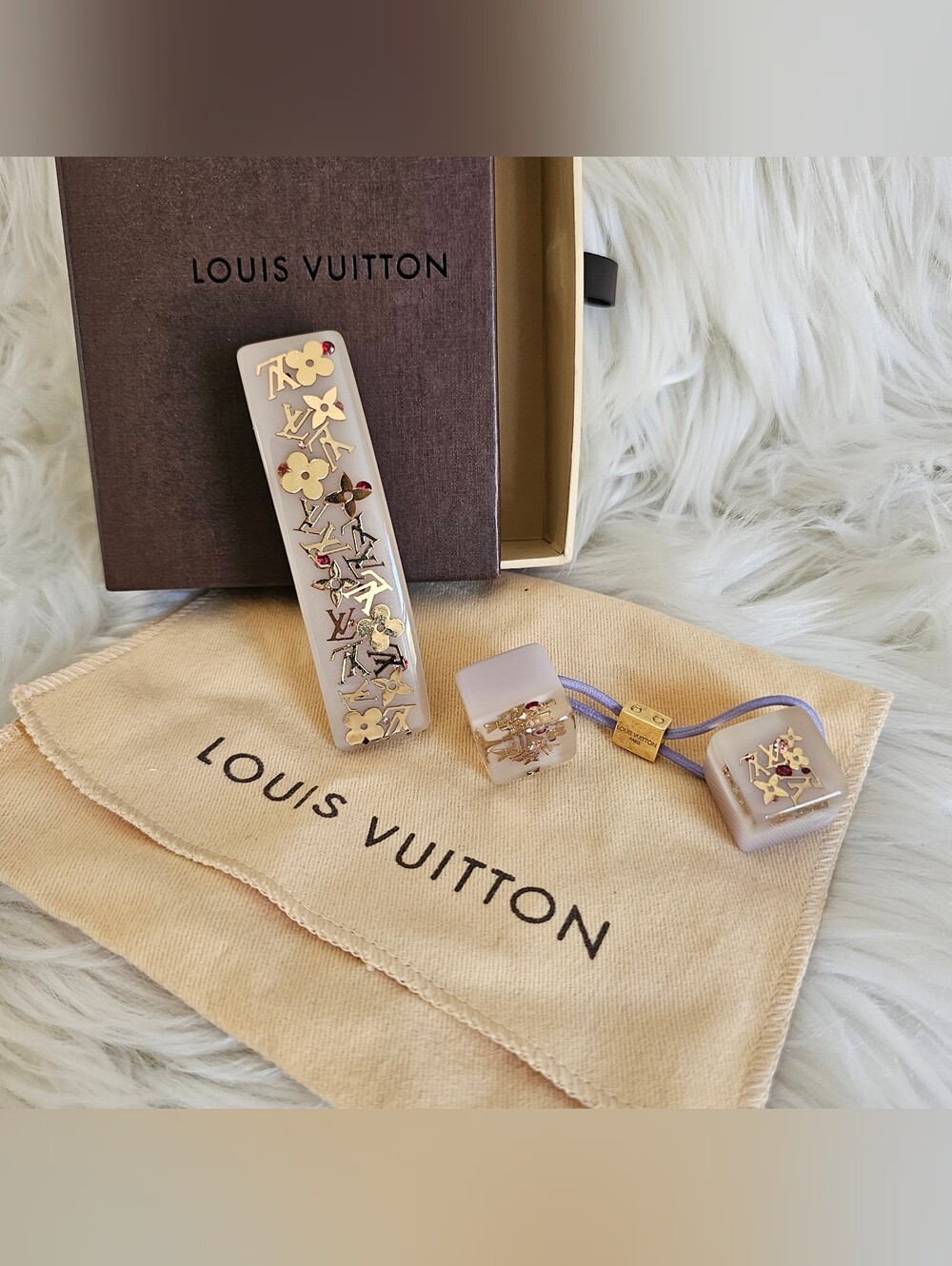 ✨ Louis Vuitton Hair SET ✨